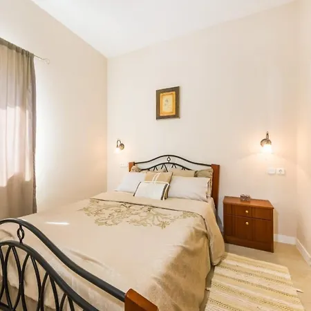 With Parking Space Zaton, Zadar - 15000 Appartement