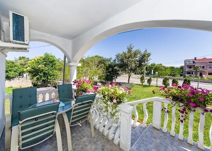 With Parking Space Zaton, Zadar - 15000 Apartamento Zaton (Zadar)